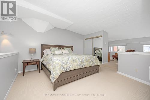 403 - 50 Main Street, Hamilton, ON - Indoor Photo Showing Bedroom