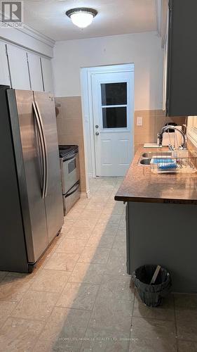 18 Wallace Street, St. Catharines, ON - Indoor Photo Showing Kitchen With Double Sink