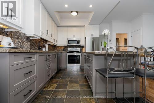 3 - 110 Kellie'S Way, Blue Mountains, ON - Indoor Photo Showing Kitchen With Stainless Steel Kitchen With Upgraded Kitchen