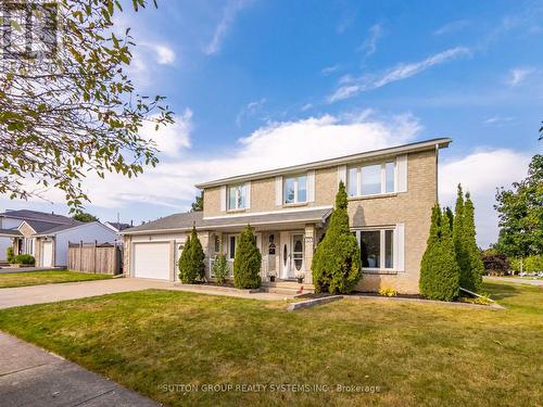 121 Parkland Crescent, Kitchener, ON - Outdoor With Deck Patio Veranda With Facade