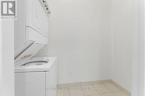 1207 - 170 Water Street N, Cambridge, ON - Indoor Photo Showing Laundry Room