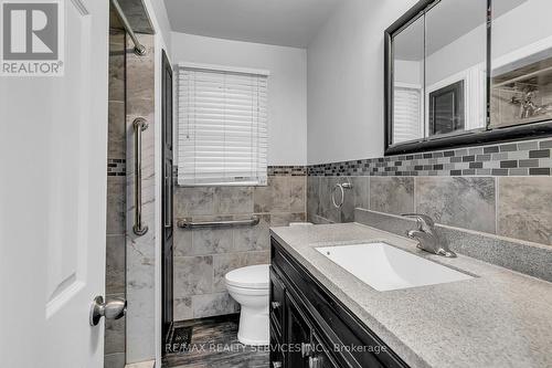 991 Parkview Avenue, Windsor, ON - Indoor Photo Showing Bathroom