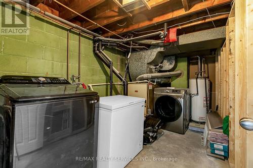 991 Parkview Avenue, Windsor, ON - Indoor Photo Showing Laundry Room