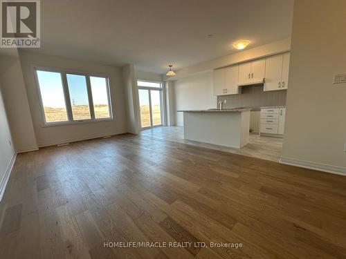 74 Masters Street, Welland, ON - Indoor Photo Showing Kitchen