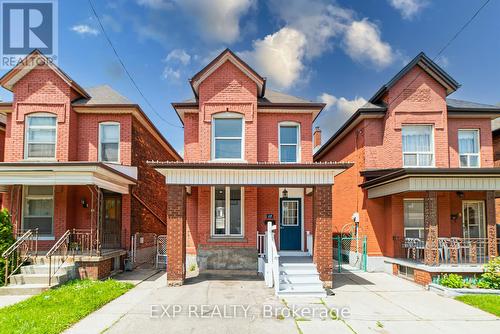 17 Kinrade Avenue, Hamilton, ON - Outdoor With Deck Patio Veranda With Facade