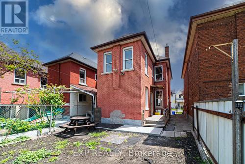 17 Kinrade Avenue, Hamilton, ON - Outdoor With Exterior