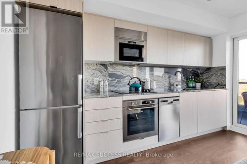 1127 - 5 Mabelle Avenue, Toronto, ON - Indoor Photo Showing Kitchen