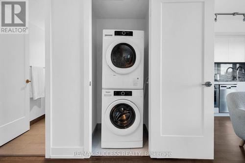 1127 - 5 Mabelle Avenue, Toronto, ON - Indoor Photo Showing Laundry Room