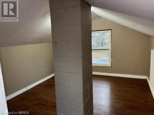 932 Premier Road, North Bay, ON - Indoor Photo Showing Other Room