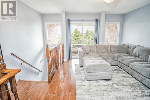 31 Joseph Griffith Lane, Toronto, ON - Indoor Photo Showing Living Room