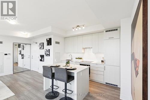 3408 - 36 Elm Drive, Mississauga, ON - Indoor Photo Showing Kitchen