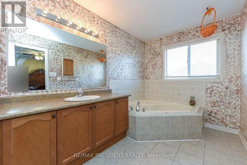 11 Oxtail Lane, Brampton, ON - Indoor Photo Showing Bathroom