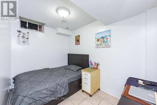 11 Oxtail Lane, Brampton, ON - Indoor Photo Showing Bedroom