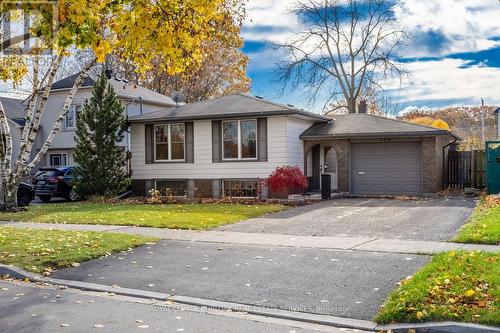 330 Tuck Drive, Burlington, ON - Outdoor With Facade