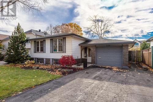 330 Tuck Drive, Burlington, ON - Outdoor