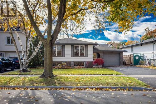 330 Tuck Drive, Burlington, ON - Outdoor With Facade