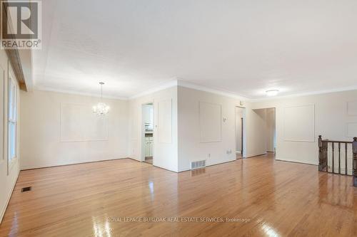 330 Tuck Drive, Burlington, ON - Indoor Photo Showing Other Room