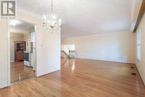 330 Tuck Drive, Burlington, ON - Indoor Photo Showing Other Room