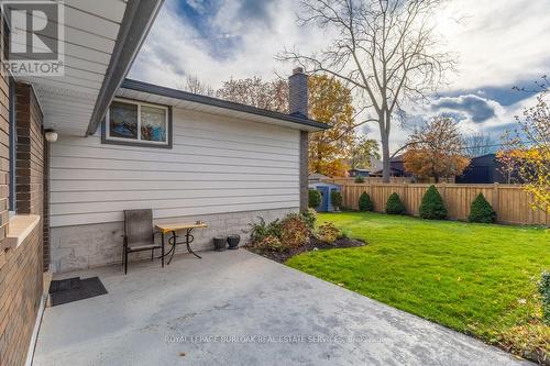 330 Tuck Drive, Burlington, ON - Outdoor