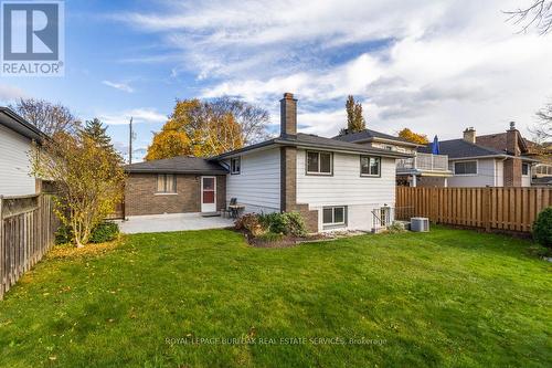 330 Tuck Drive, Burlington, ON - Outdoor