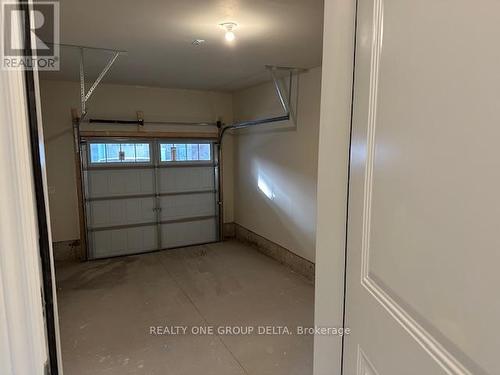 30 Folcroft Street, Brampton, ON - Indoor Photo Showing Garage