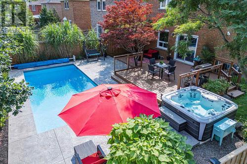 2984 Gulfstream Way, Mississauga, ON - Outdoor With In Ground Pool With Deck Patio Veranda