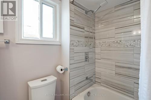 2984 Gulfstream Way, Mississauga, ON - Indoor Photo Showing Bathroom