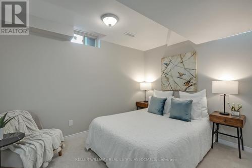 2984 Gulfstream Way, Mississauga, ON - Indoor Photo Showing Bedroom