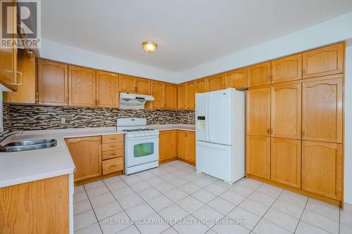 2151 Stillmeadow Road, Oakville, ON - Indoor Photo Showing Kitchen With Double Sink