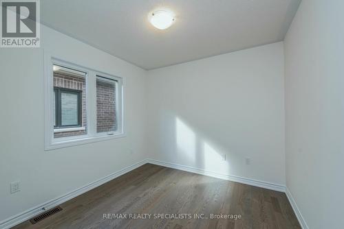 487 Celandine Crescent, Milton, ON - Indoor Photo Showing Other Room