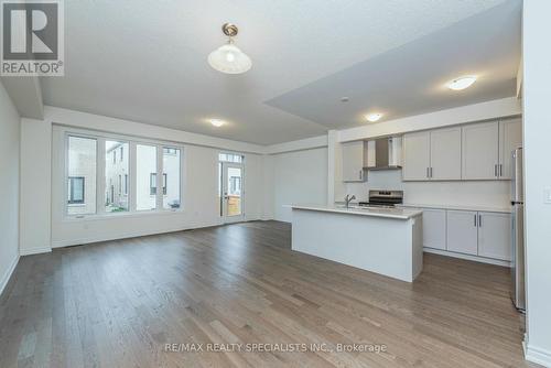 487 Celandine Crescent, Milton, ON - Indoor Photo Showing Kitchen