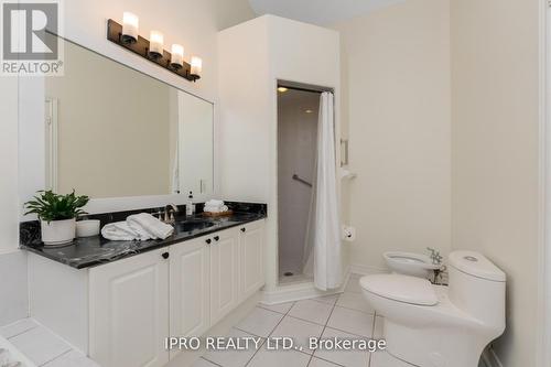 37 Summer Valley Drive, Brampton, ON - Indoor Photo Showing Bathroom