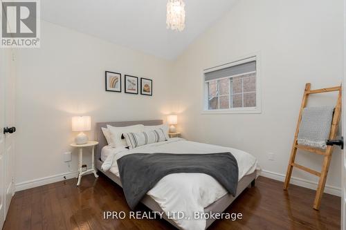 37 Summer Valley Drive, Brampton, ON - Indoor Photo Showing Bedroom