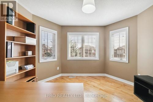 6829 Golden Hills Way, Mississauga, ON - Indoor Photo Showing Other Room