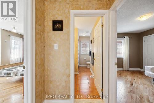 6829 Golden Hills Way, Mississauga, ON - Indoor Photo Showing Other Room