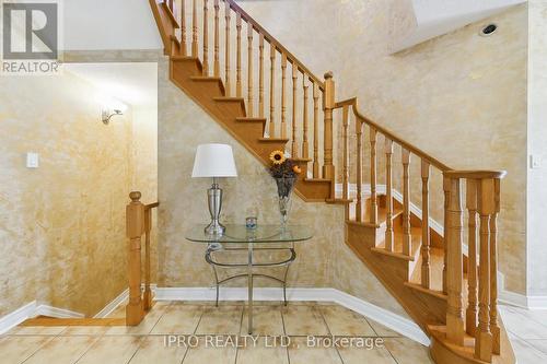 6829 Golden Hills Way, Mississauga, ON - Indoor Photo Showing Other Room