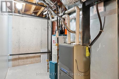 6829 Golden Hills Way, Mississauga, ON - Indoor Photo Showing Basement