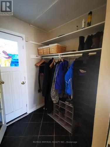 462 Tipperton Crescent, Oakville, ON - Indoor With Storage