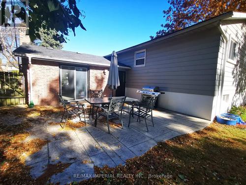 462 Tipperton Crescent, Oakville, ON - Outdoor With Deck Patio Veranda With Exterior