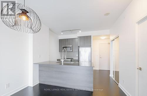 3308 - 510 Curran Place, Mississauga, ON - Indoor Photo Showing Kitchen