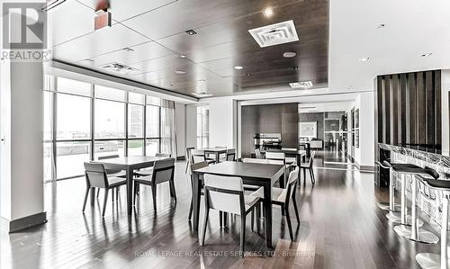 3308 - 510 Curran Place, Mississauga, ON - Indoor Photo Showing Dining Room