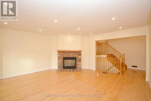 833 Mays Crescent, Mississauga, ON - Indoor With Fireplace