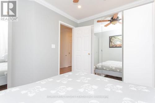 835 Stonebridge Avenue, Mississauga, ON - Indoor Photo Showing Bedroom