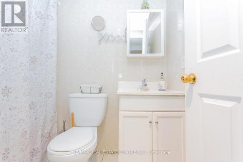 835 Stonebridge Avenue, Mississauga, ON - Indoor Photo Showing Bathroom