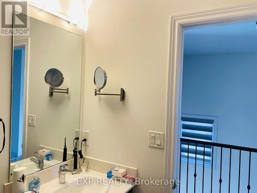 1394 Farmstead Drive, Milton, ON - Indoor Photo Showing Bathroom