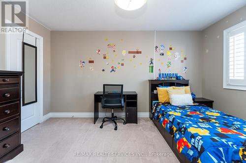 48 Amboise Crescent, Brampton, ON - Indoor Photo Showing Bedroom