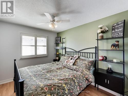 2051 Deer Run Avenue, Burlington, ON - Indoor Photo Showing Bedroom