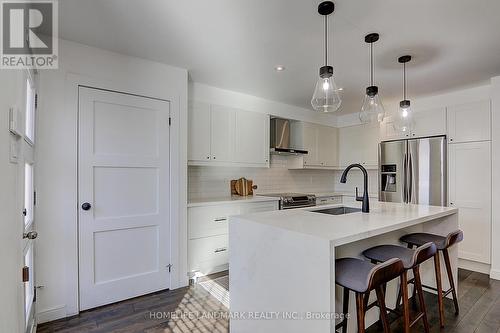 9144 Dufferin Street, Vaughan, ON - Indoor Photo Showing Kitchen With Upgraded Kitchen