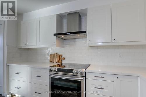 9144 Dufferin Street, Vaughan, ON - Indoor Photo Showing Kitchen