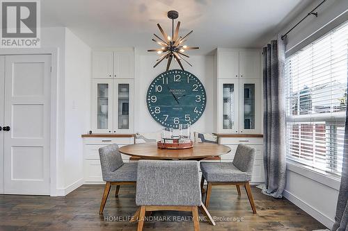 9144 Dufferin Street, Vaughan, ON - Indoor Photo Showing Dining Room